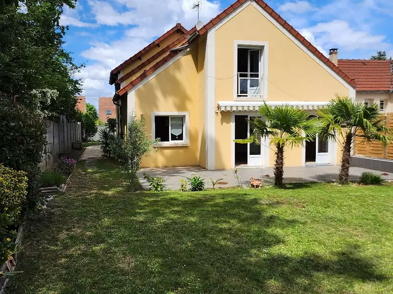 Maison, 170 m²