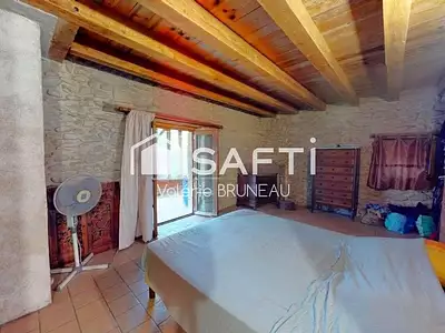 Maison, 218 m²