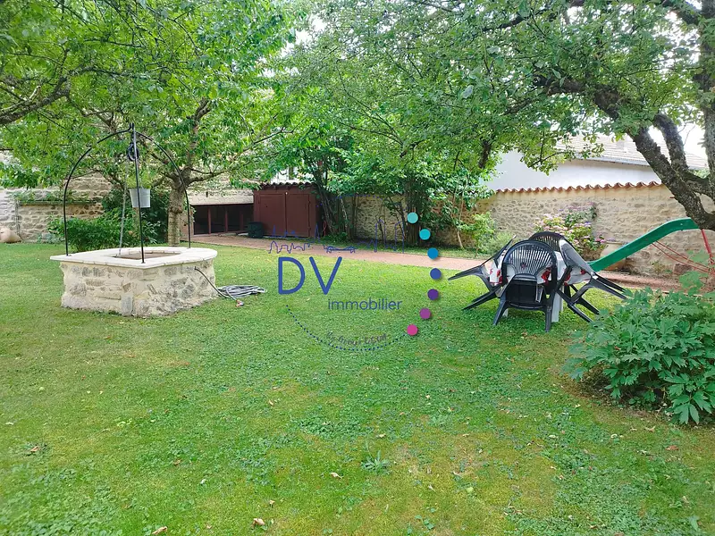 Maison, 221 m²