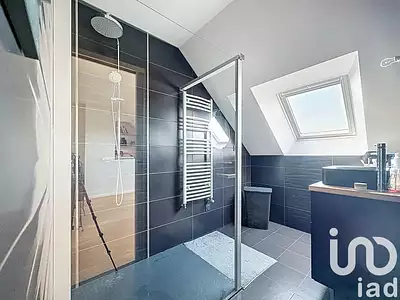 Maison, 233 m²