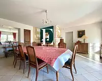 Maison, 331,86 m²