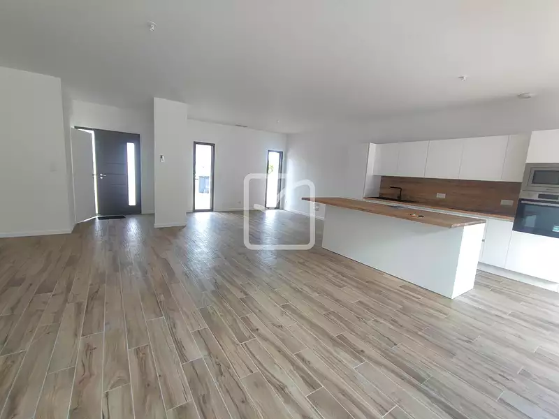 Maison, 150 m²
