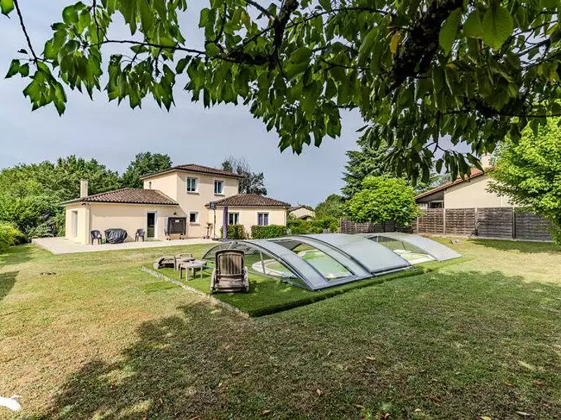 Maison, 154 m²