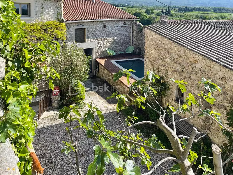 Maison, 230 m²