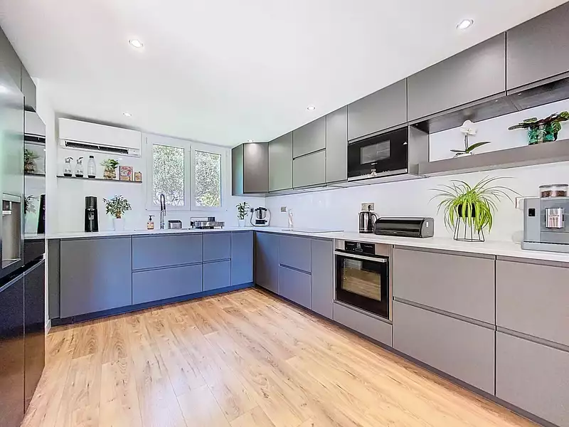 Maison, 185 m²