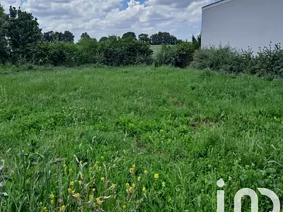 Terrain, 721 m²