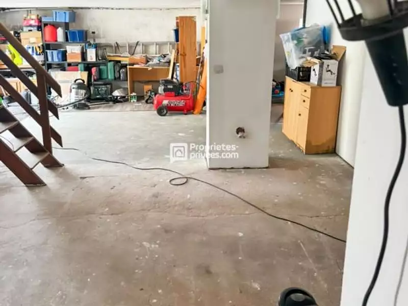 Maison, 220 m²