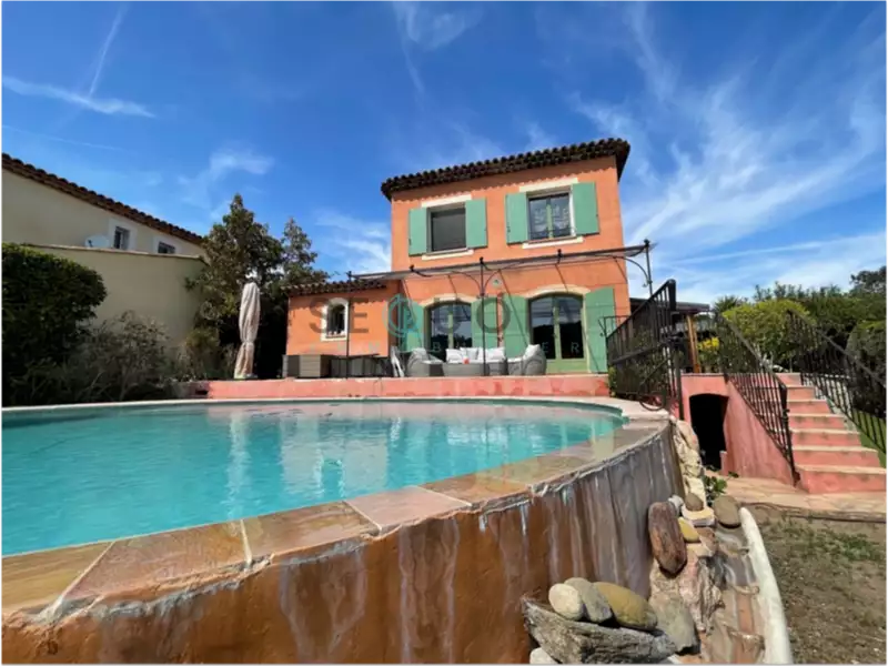 Maison, 106 m²