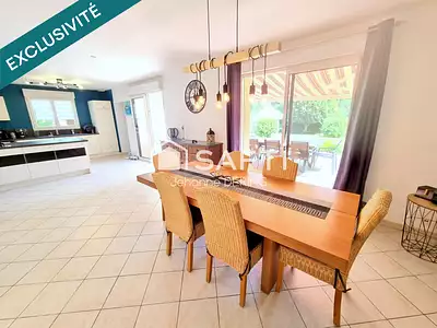 Maison, 158 m²