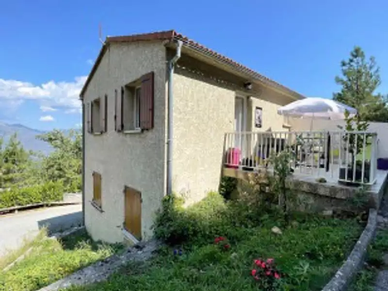 Maison, 203 m²