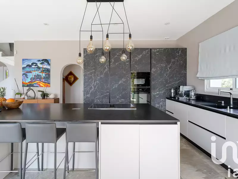 Maison, 182 m²