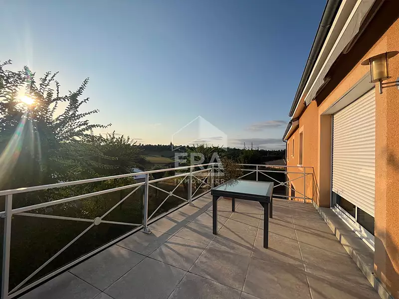 Maison, 168 m²