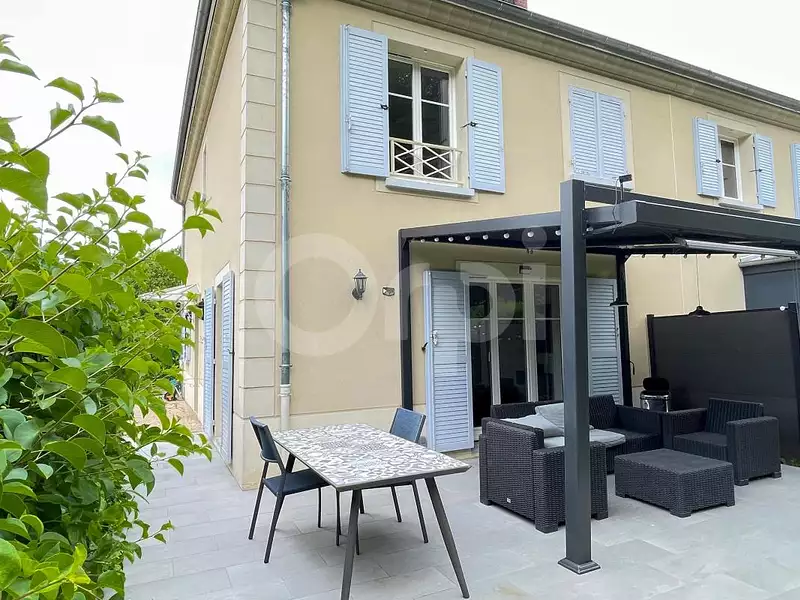Maison, 101 m²