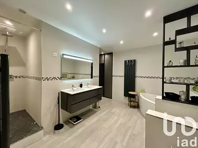 Maison, 229 m²