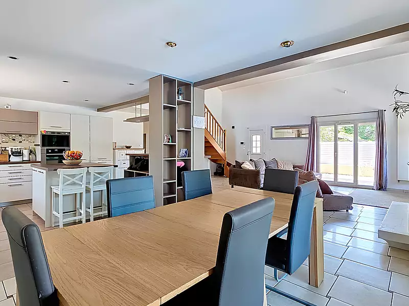 Maison, 202 m²