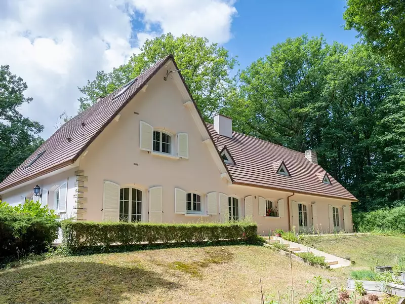 Maison, 370 m²