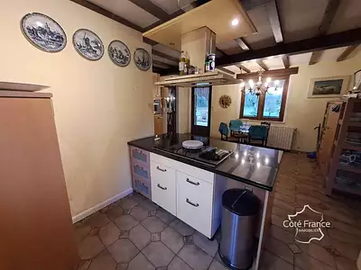 Maison, 250 m²