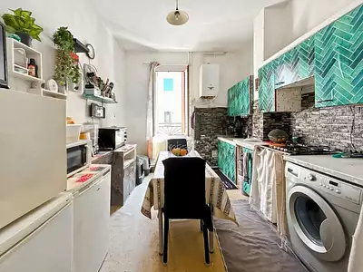 Immeuble, 105 m²