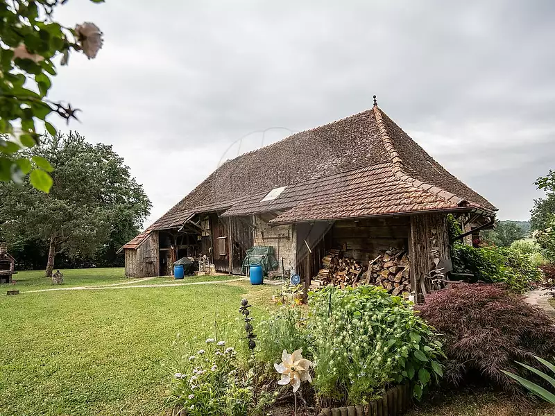 Maison, 247 m²