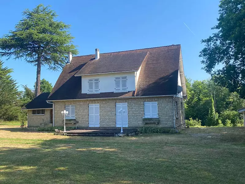 Maison, 300 m²