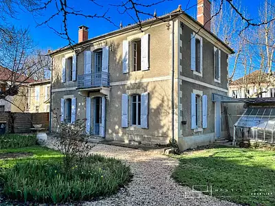 Maison, 185 m²
