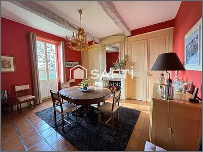 Maison, 284 m²