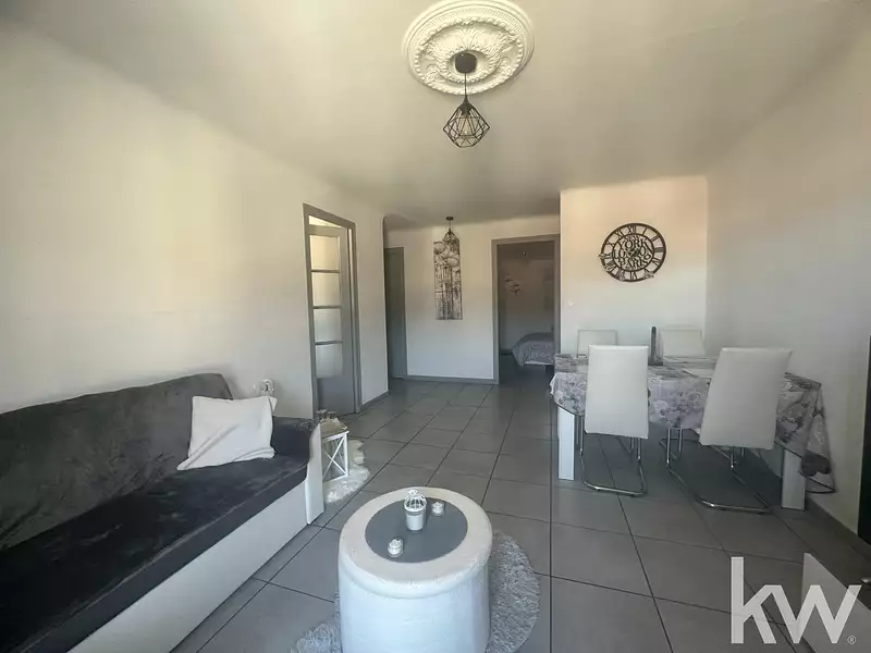 Immeuble, 145,85 m²