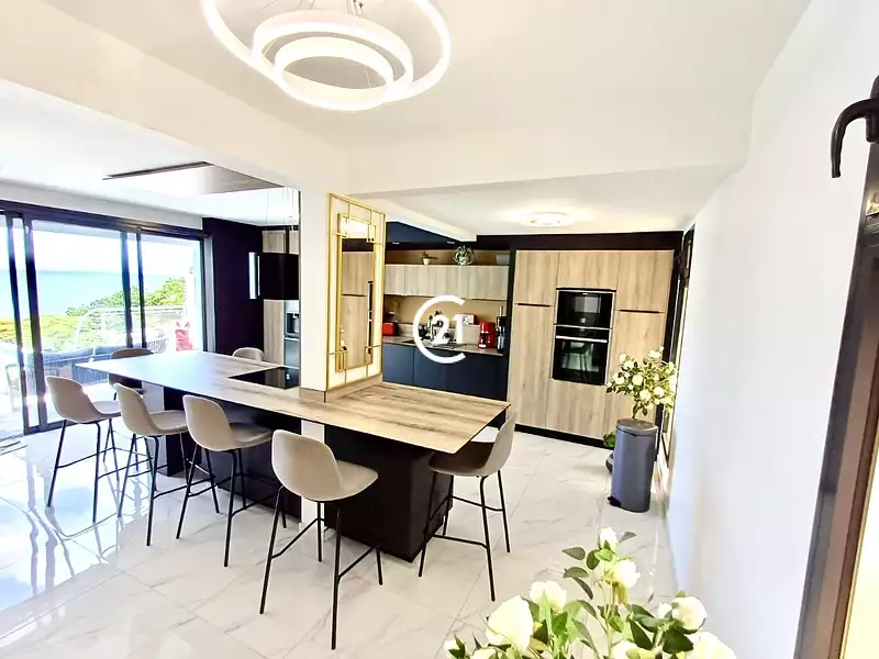 Maison, 223,2 m²