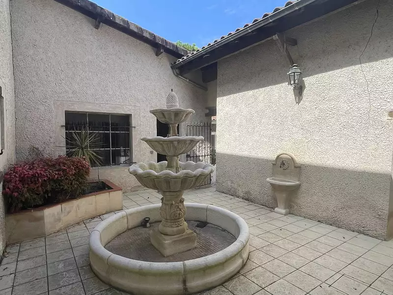 Maison, 274,5 m²