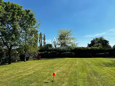 Terrain, 1 218 m²
