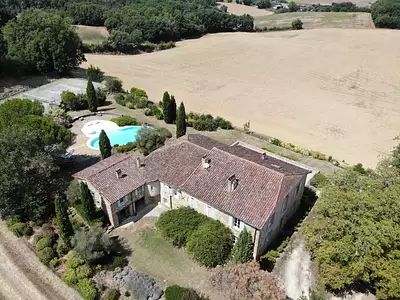 Maison, 427 m²