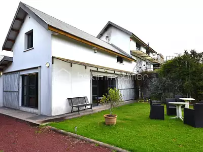 Maison, 180 m²