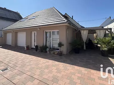 Maison, 235 m²