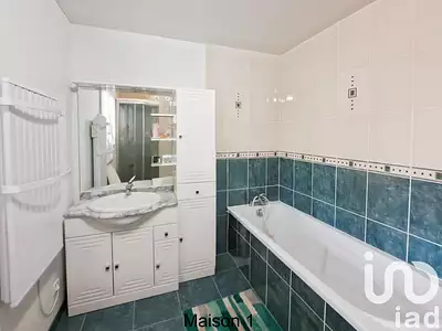 Maison, 266 m²
