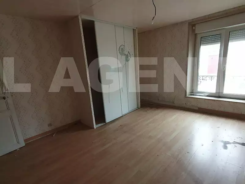 Maison, 250 m²