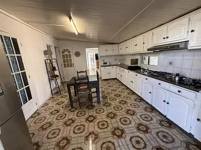 Maison, 185 m²