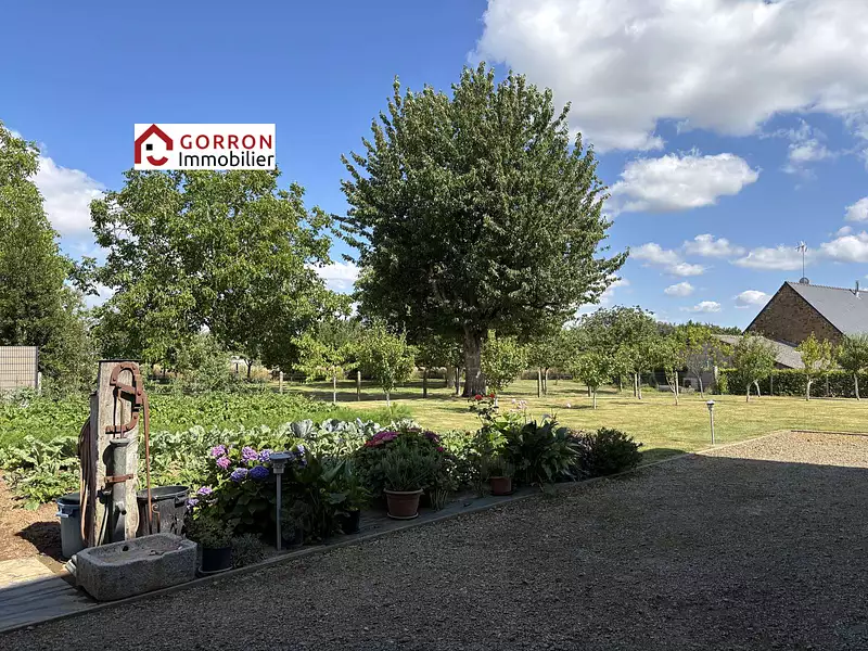 Maison, 255 m²