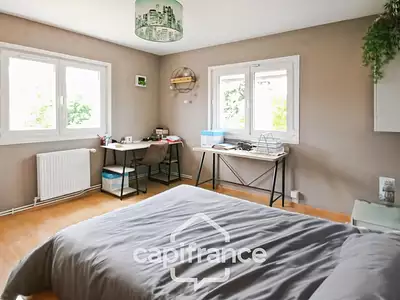 Maison, 211 m²