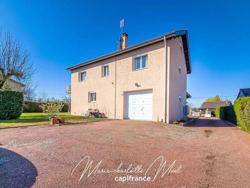 Maison, 174 m²
