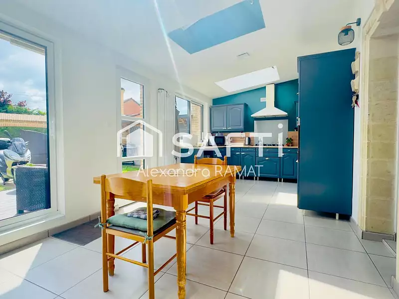 Maison, 146 m²