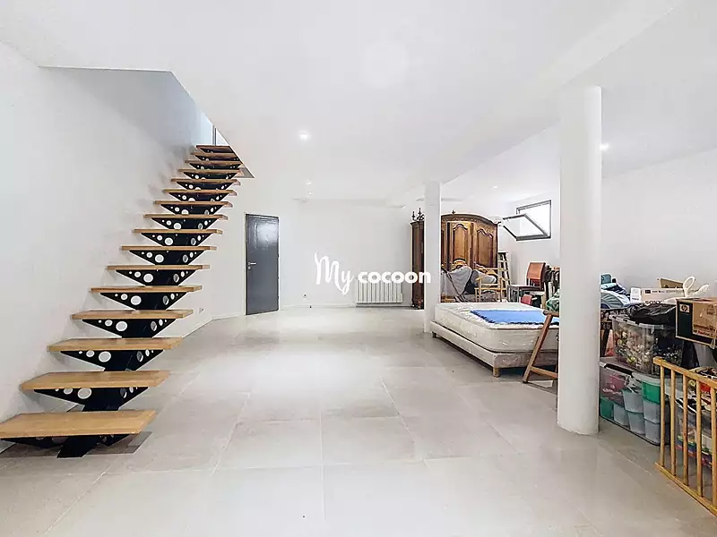 Maison, 180 m²
