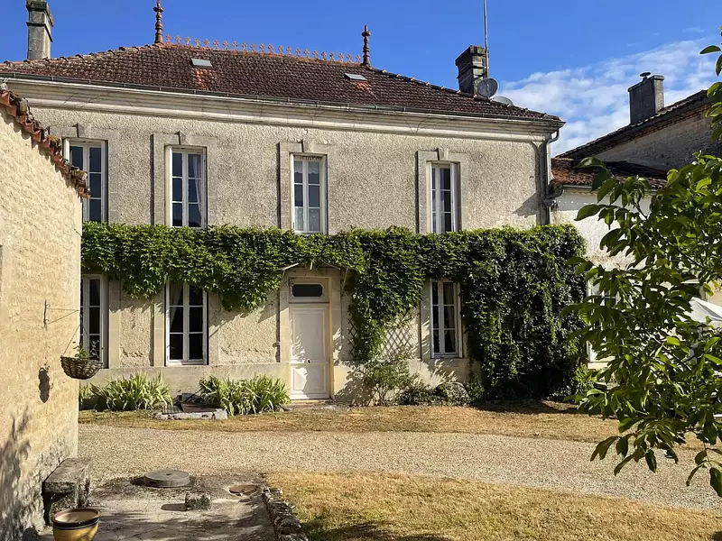 Maison, 530 m²