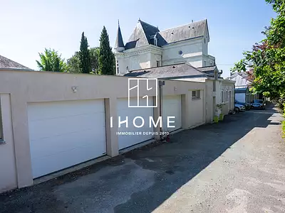 Maison, 225 m²