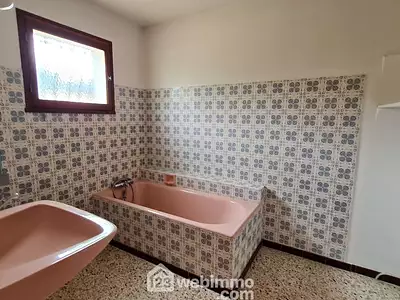 Maison, 163 m²