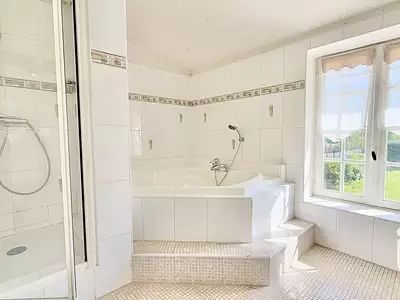 Maison, 323 m²