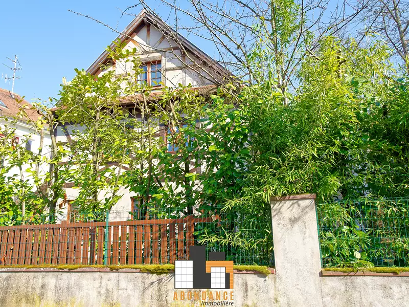 Maison, 224 m²