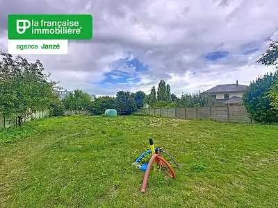 Terrain, 722 m²