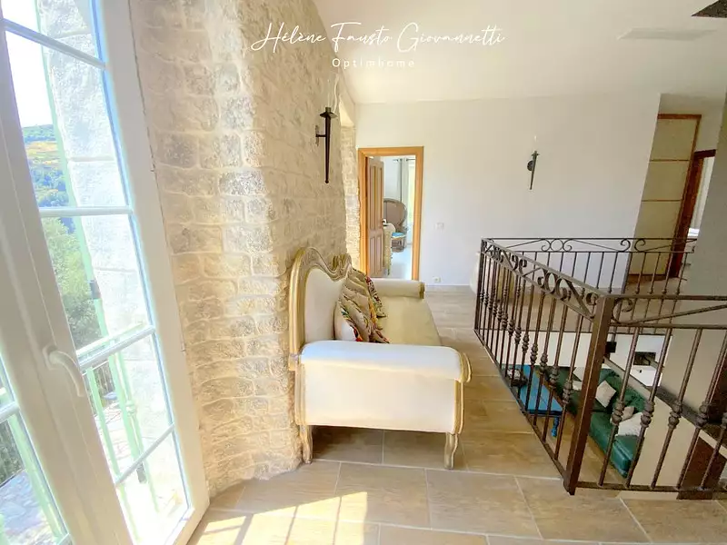 Maison, 175 m²