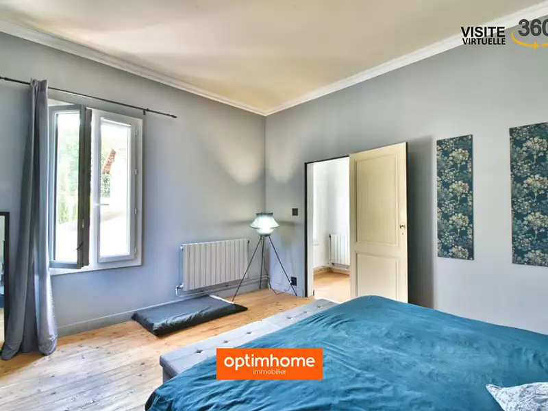 Maison, 240 m²