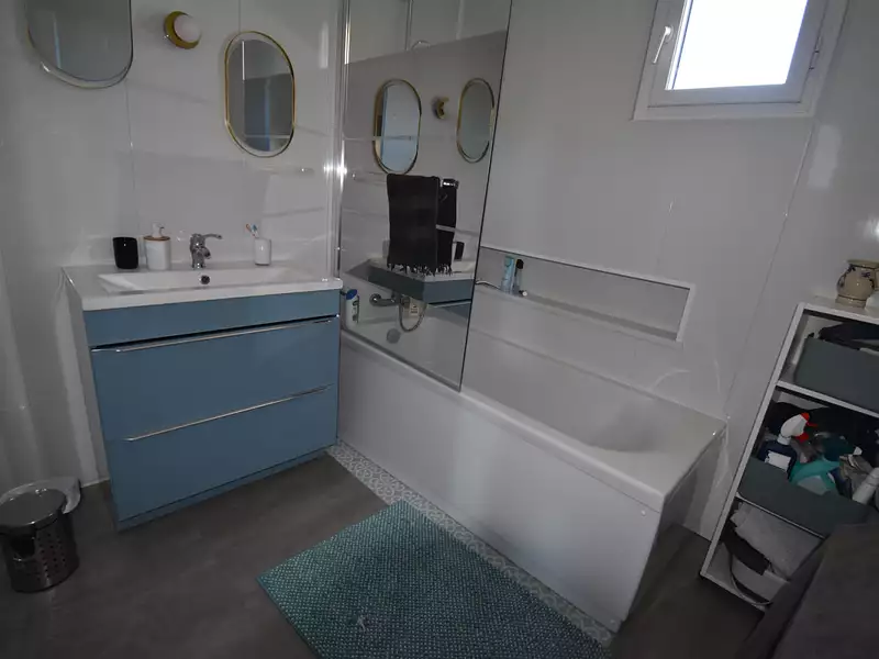 Maison, 165 m²
